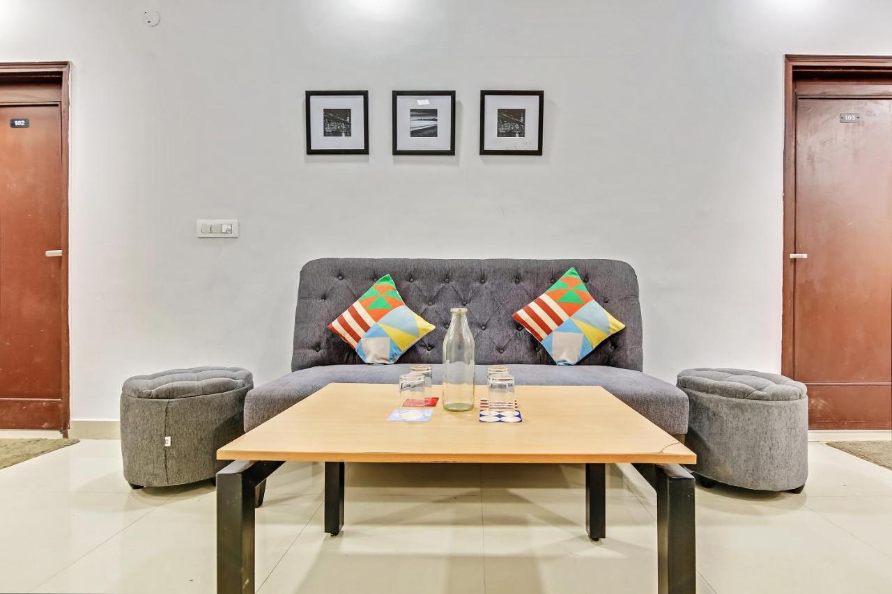 Oyo Home 64106 Comfortable Stay Ню Делхи Екстериор снимка