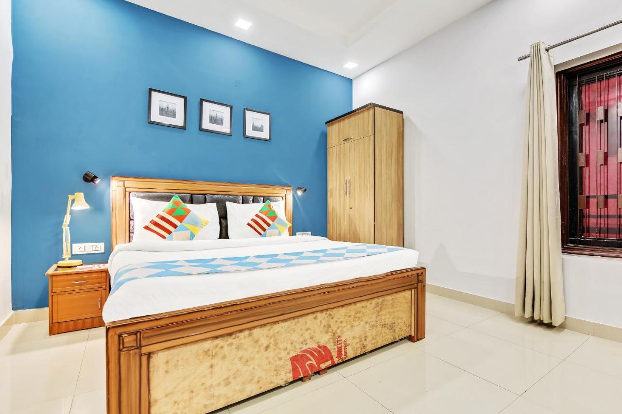Oyo Home 64106 Comfortable Stay Ню Делхи Екстериор снимка