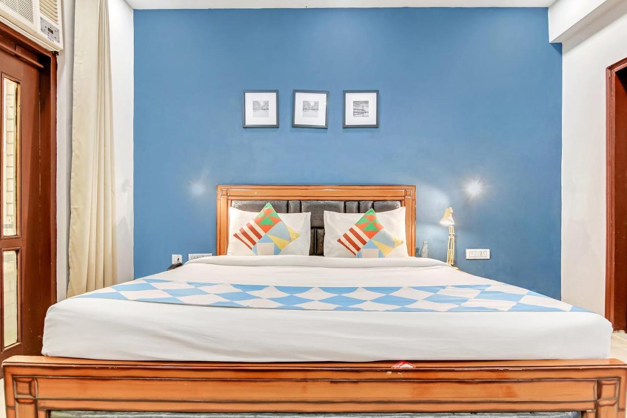 Oyo Home 64106 Comfortable Stay Ню Делхи Екстериор снимка