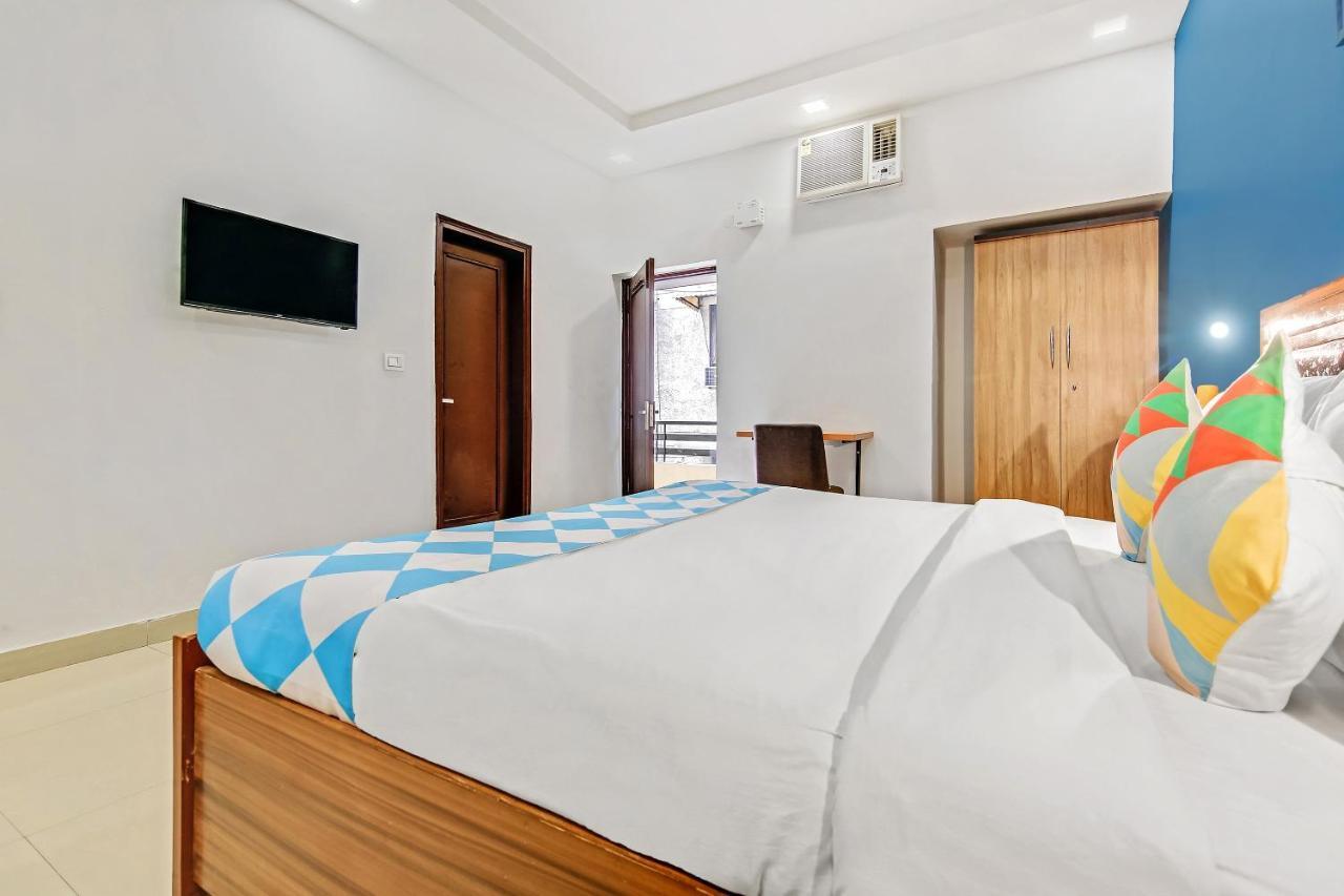 Oyo Home 64106 Comfortable Stay Ню Делхи Екстериор снимка