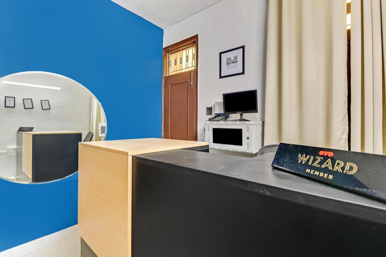 Oyo Home 64106 Comfortable Stay Ню Делхи Екстериор снимка